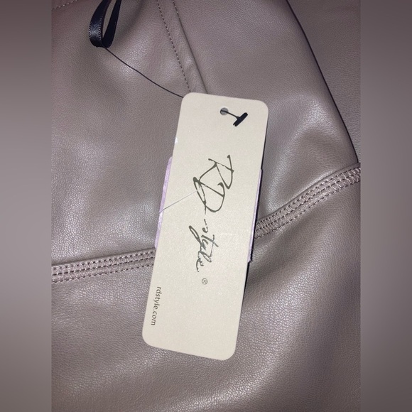 Vegan leggings taupe polyurethane and spandex NWT size S/p faux leather - Picture 6 of 7